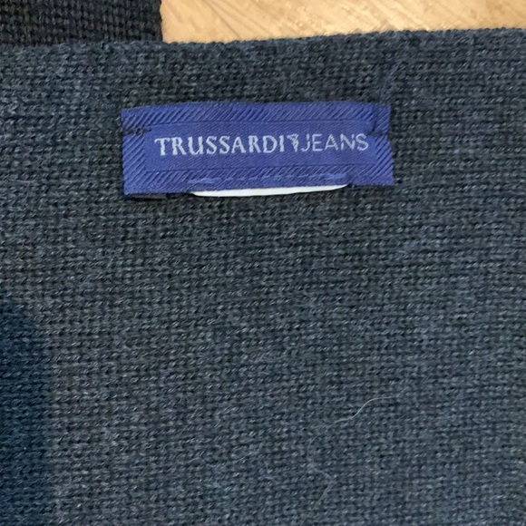 Italian made Trussardi & Jeans dark grey merino wool scarf - Picture 2 of 8
